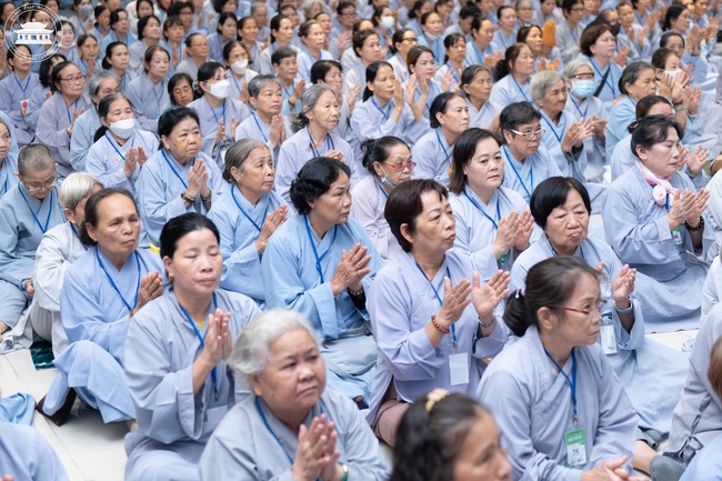Dharma talk Don't sell our life cheap in the 101st Seven-day Retreat