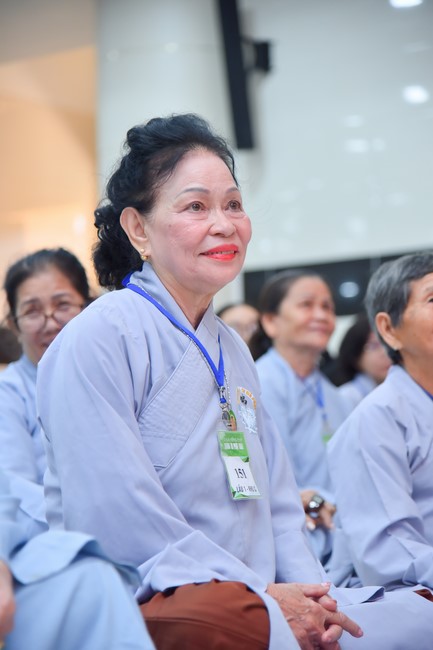 Dharma talk Don't sell our life cheap in the 101st Seven-day Retreat