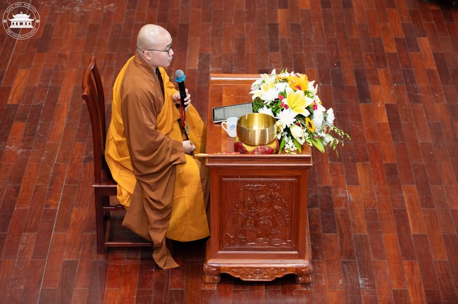 Dharma talk Don't sell our life cheap in the 101st Seven-day Retreat