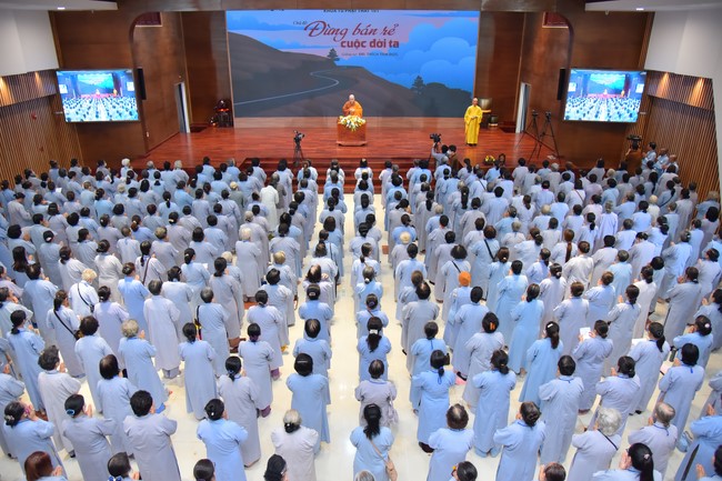 Dharma talk Don't sell our life cheap in the 101st Seven-day Retreat