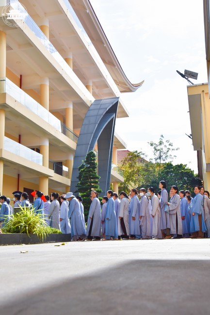 Dharma talk Don't sell our life cheap in the 101st Seven-day Retreat