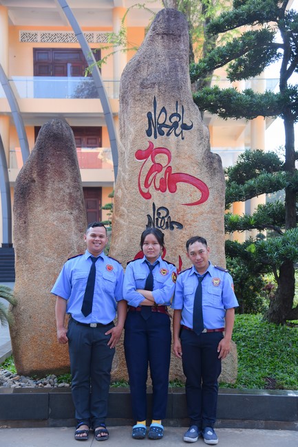 Dharma talk Contemplating of the Buddha statue to recite His name in the 101st Seven-day Retreat
