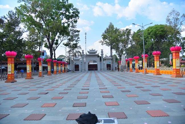 Trước Giờ G đêm hoa đăng kỷ niệm đức Phật A-di-đà