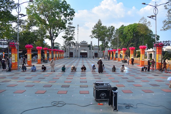 Trước Giờ G đêm hoa đăng kỷ niệm đức Phật A-di-đà