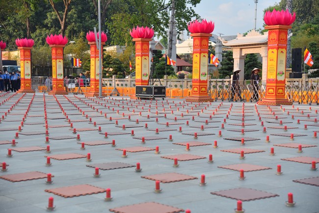 Trước Giờ G đêm hoa đăng kỷ niệm đức Phật A-di-đà