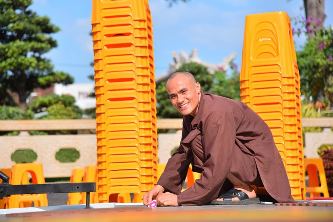 Trước Giờ G đêm hoa đăng kỷ niệm đức Phật A-di-đà