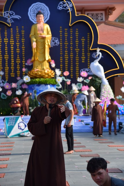 Trước Giờ G đêm hoa đăng kỷ niệm đức Phật A-di-đà