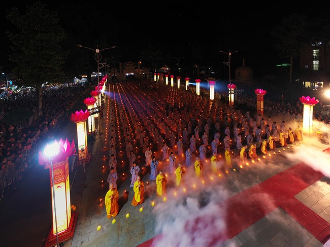 Glistening Amitabha Buddha Ceremony in 2023