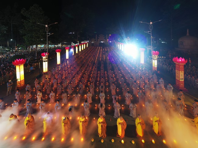 Glistening Amitabha Buddha Ceremony in 2023