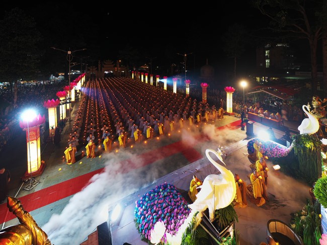 Glistening Amitabha Buddha Ceremony in 2023