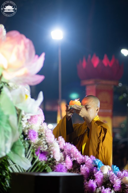 Glistening Amitabha Buddha Ceremony in 2023