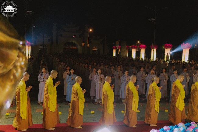 Glistening Amitabha Buddha Ceremony in 2023