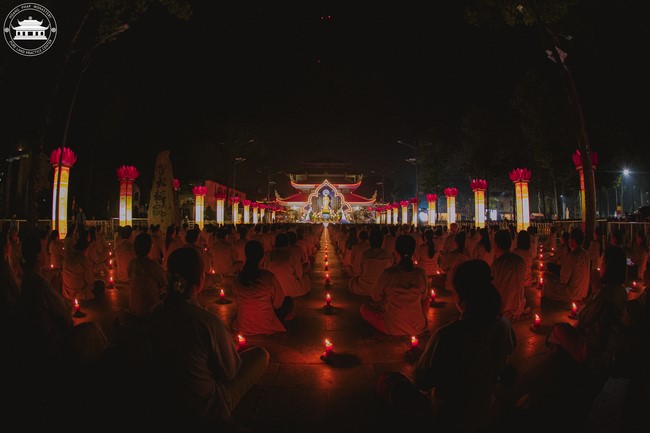Glistening Amitabha Buddha Ceremony in 2023