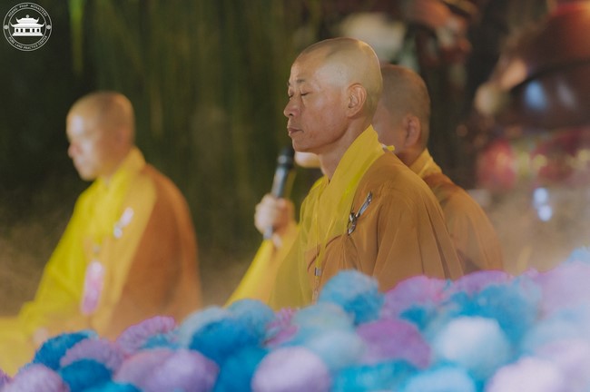 Glistening Amitabha Buddha Ceremony in 2023