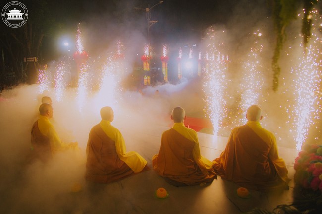 Glistening Amitabha Buddha Ceremony in 2023