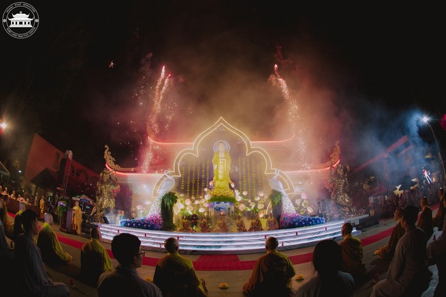 Glistening Amitabha Buddha Ceremony in 2023