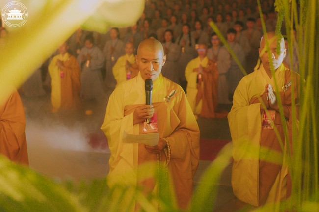 Glistening Amitabha Buddha Ceremony in 2023
