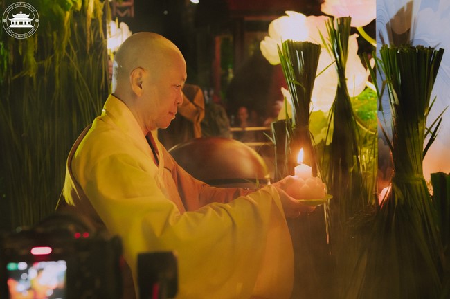 Glistening Amitabha Buddha Ceremony in 2023