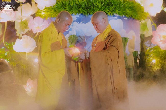 Glistening Amitabha Buddha Ceremony in 2023