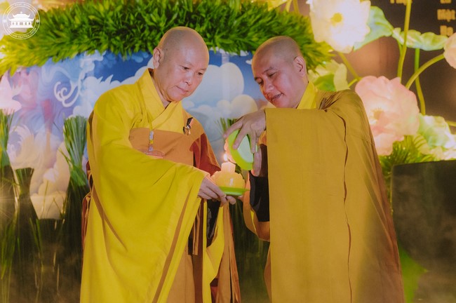 Glistening Amitabha Buddha Ceremony in 2023