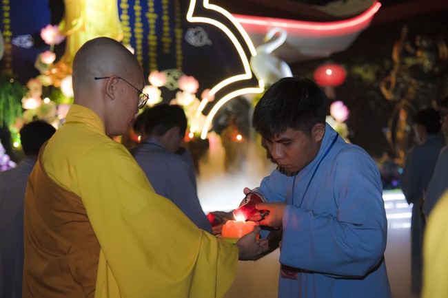 Glistening Amitabha Buddha Ceremony in 2023
