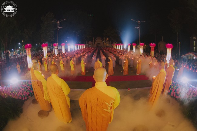 Glistening Amitabha Buddha Ceremony in 2023