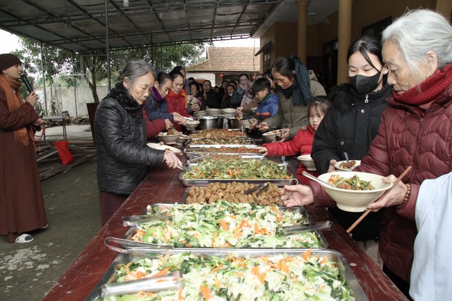 Chùa Giai Lam - Hà Tĩnh: Tu niệm Phật một ngày và Tổng kết Phật sự năm 2023.