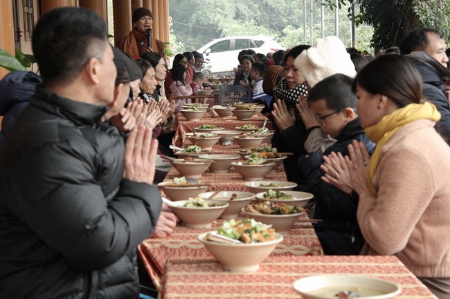 Chùa Giai Lam - Hà Tĩnh: Tu niệm Phật một ngày và Tổng kết Phật sự năm 2023.