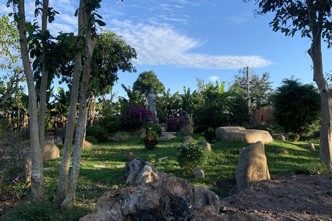 Chùa Suối Pháp - Tây Ninh: Đêm hoa đăng kỷ niệm đức Phật A Di Đà