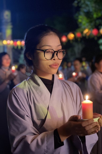 One- Day Practice and Candle Lighting Ritual to commemorate Amitabha’s Buddha at Tay Khanh Temple in Thai Binh