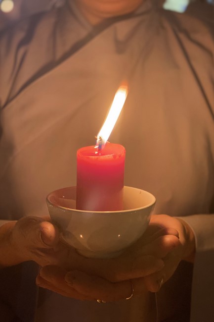 One- Day Practice and Candle Lighting Ritual to commemorate Amitabha’s Buddha at Tay Khanh Temple in Thai Binh