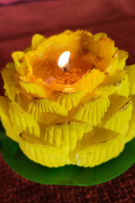One- Day Practice and Candle Lighting Ritual to commemorate Amitabha’s Buddha at Tay Khanh Temple in Thai Binh