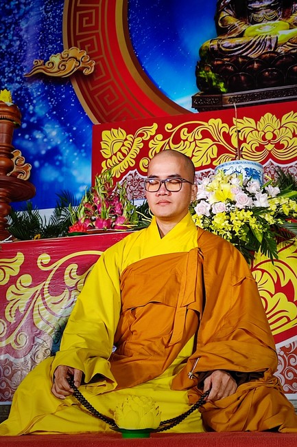 One- Day Practice and Candle Lighting Ritual to commemorate Amitabha’s Buddha at Tay Khanh Temple in Thai Binh