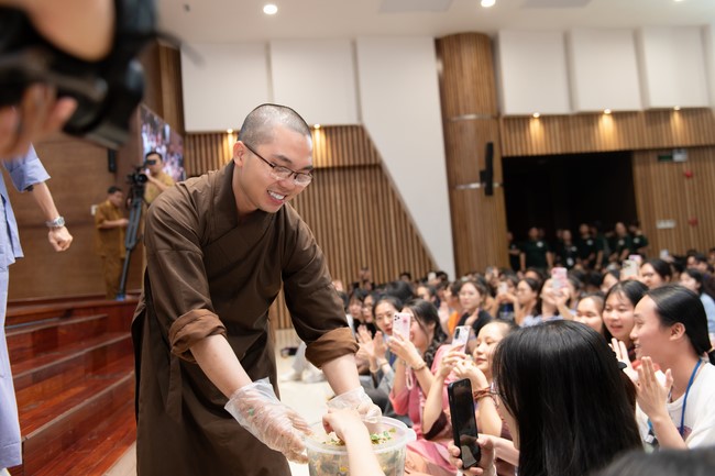 Ngày tu Sinh Viên Hướng Về Phật Pháp