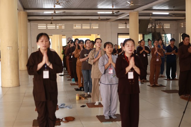Dharmapala Group 's doctrine learning Session