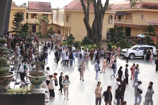 Dharmapala Group 's doctrine learning Session