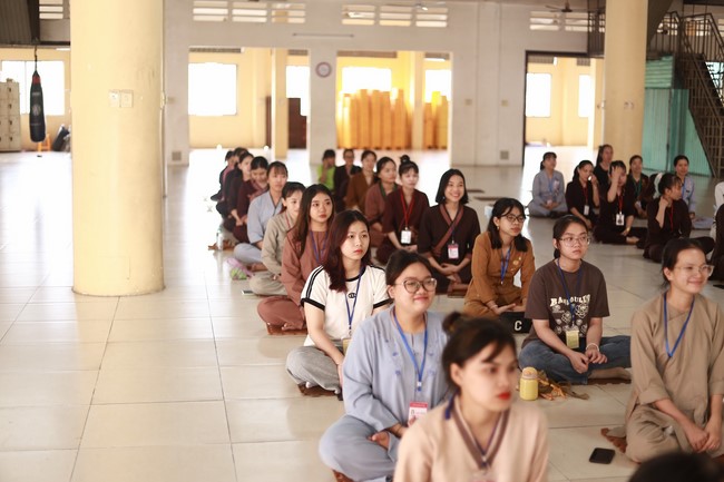 Dharmapala Group 's doctrine learning Session