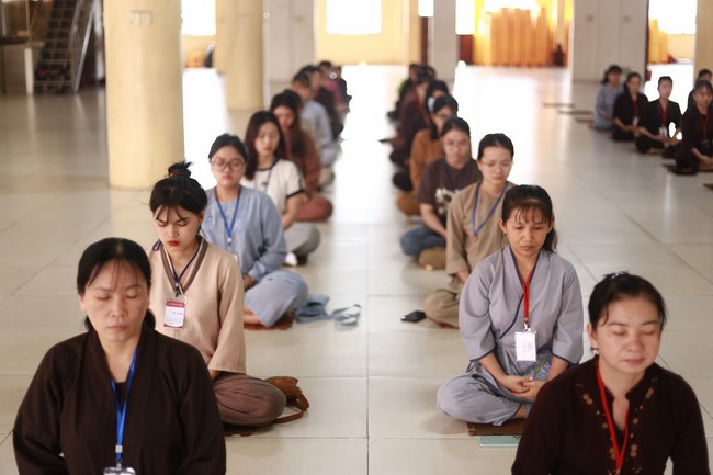 Dharmapala Group 's doctrine learning Session