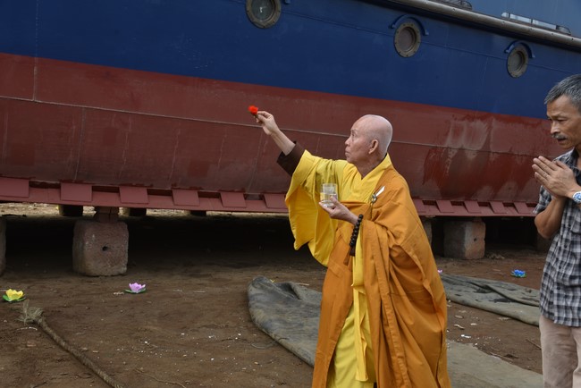 RV Mekong Explorer ship’s launching ceremony in Đồng Nai by Charity Board