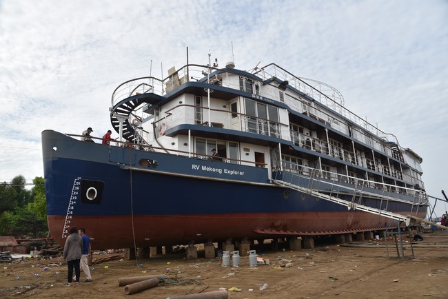 RV Mekong Explorer ship’s launching ceremony in Đồng Nai by Charity Board