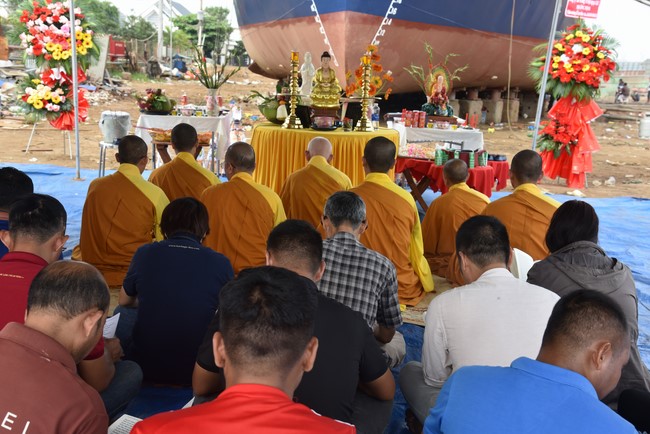 RV Mekong Explorer ship’s launching ceremony in Đồng Nai by Charity Board