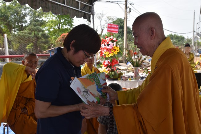 RV Mekong Explorer ship’s launching ceremony in Đồng Nai by Charity Board