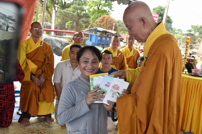 RV Mekong Explorer ship’s launching ceremony in Đồng Nai by Charity Board