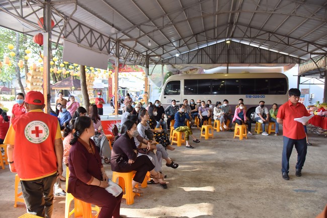 Humanitarian Blood Donation