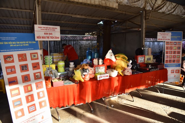 Humanitarian Blood Donation