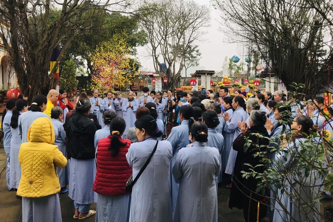 One - Day Retreat at Dong Cao pagoda