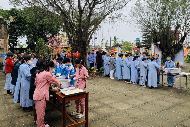 One - Day Retreat at Dong Cao pagoda