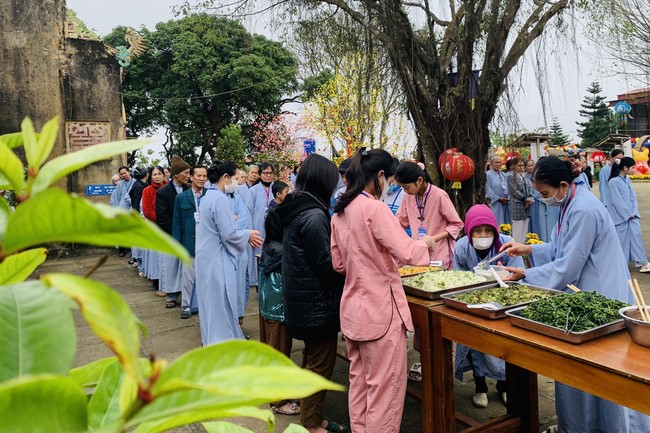 One - Day Retreat at Dong Cao pagoda