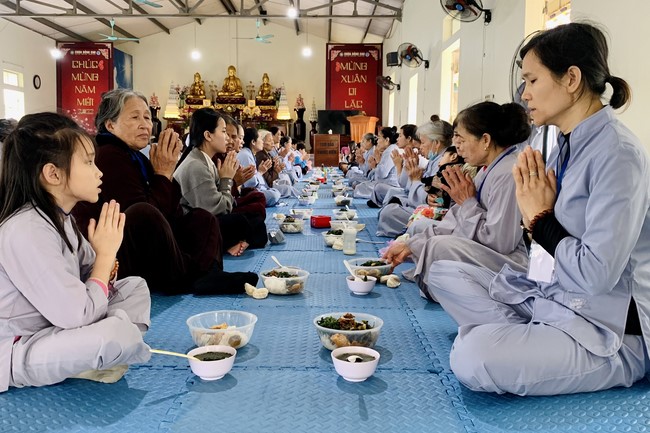 One - Day Retreat at Dong Cao pagoda
