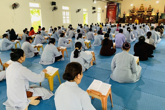 One - Day Retreat at Dong Cao pagoda